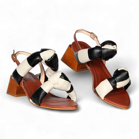 Sandália Firenze Preto, Off white e Marrom