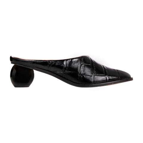 Mule Bicolor Amélie em Couro Maxi Croco Preto e Off White