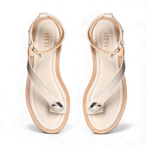 Sandália Rasteira Cléo Off White